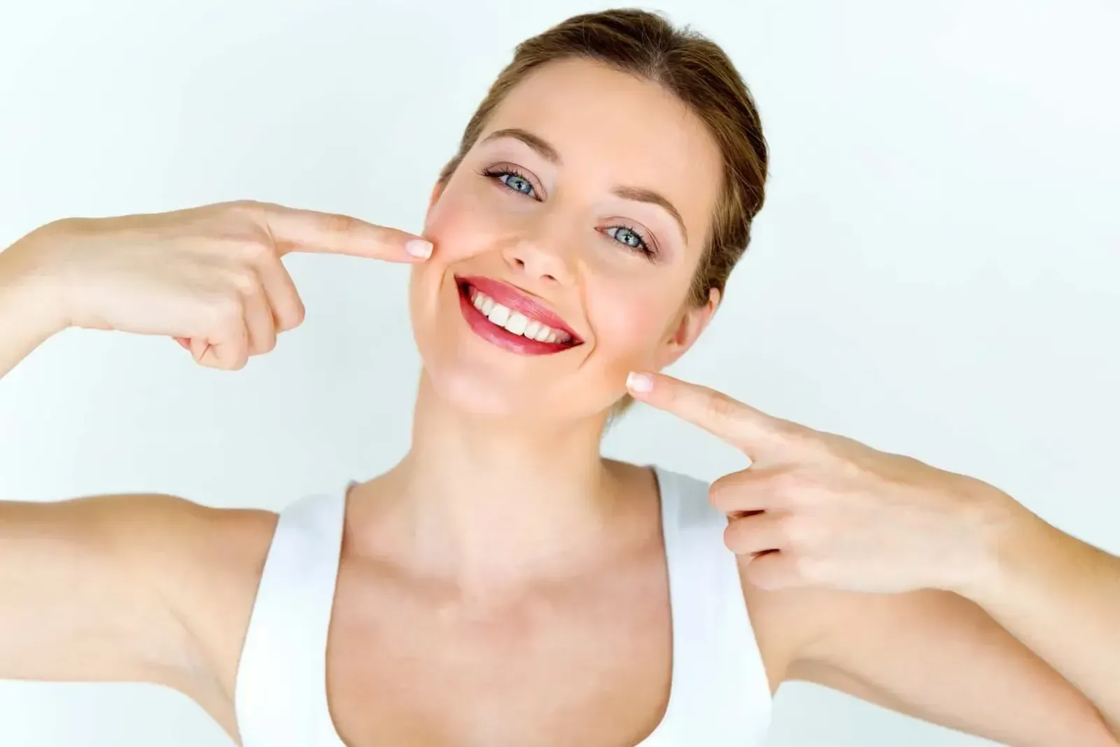 Professional teeth whitening at Refined Smiles